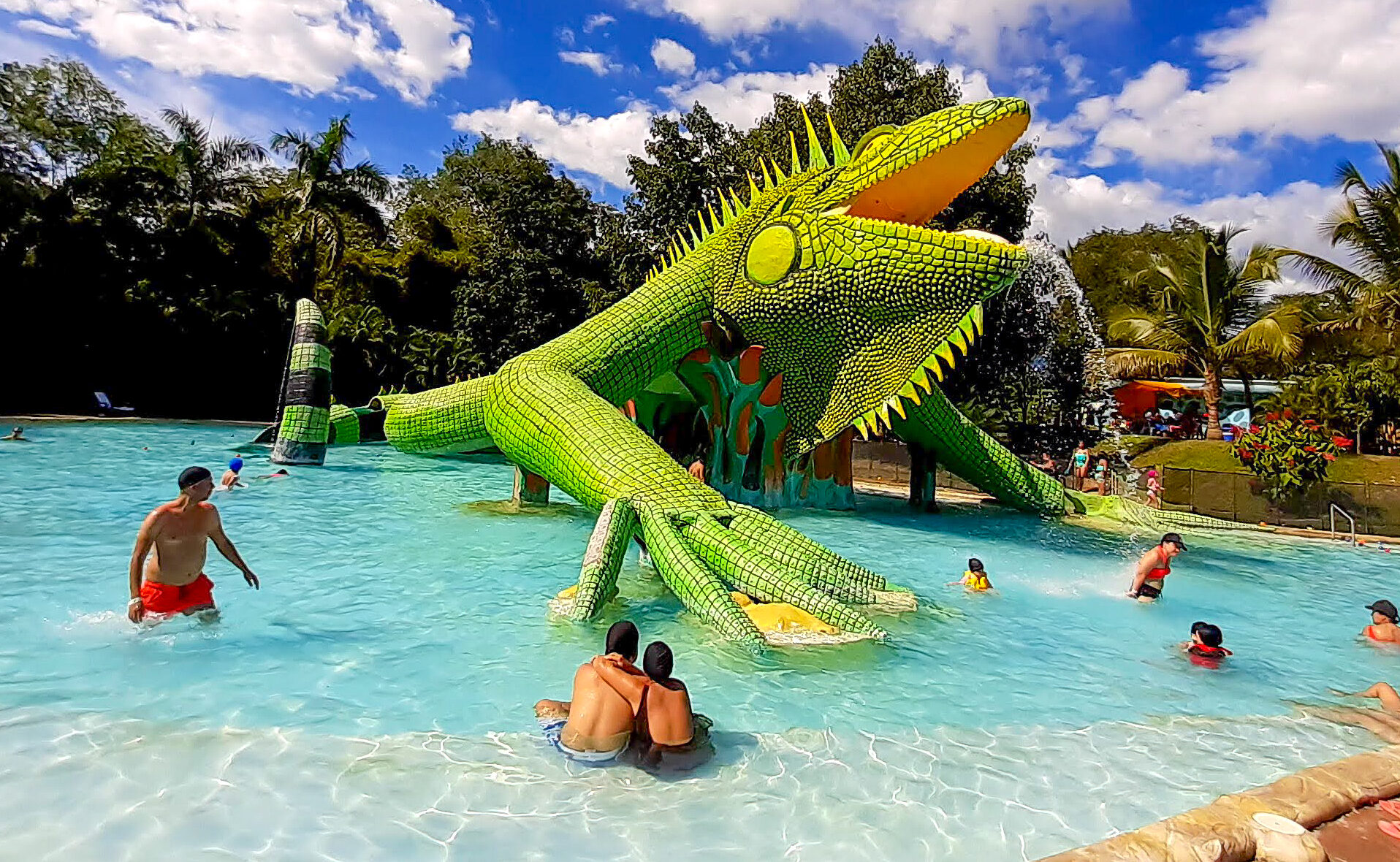 Santa Fe De Antioquia + Kanaloa